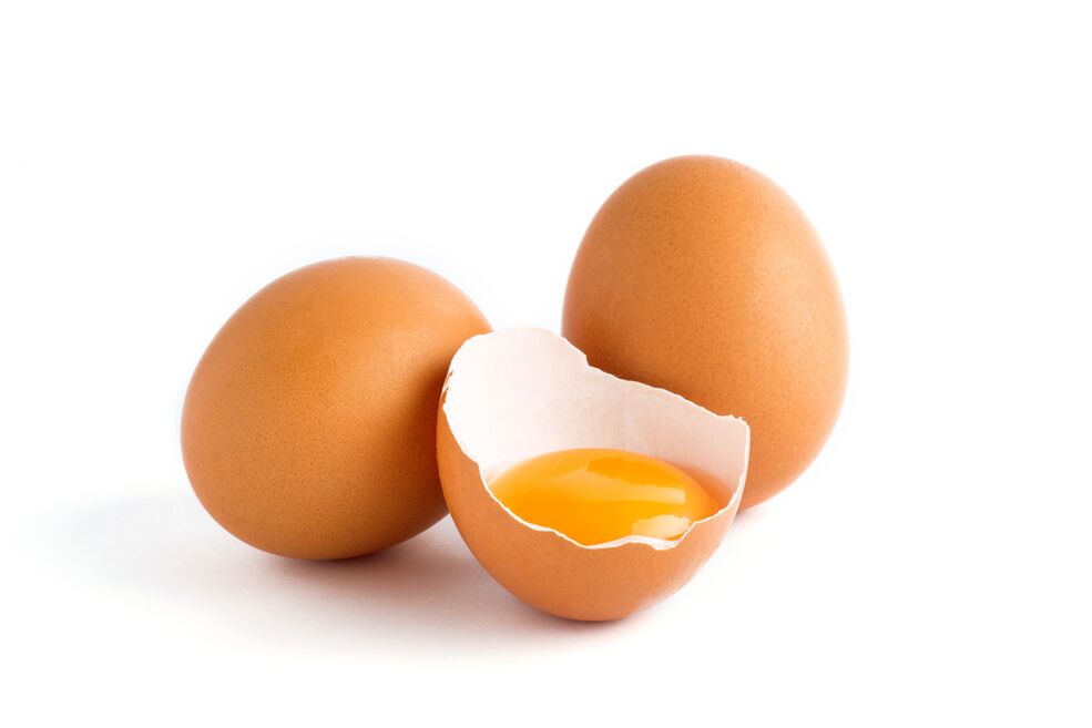 Яйца имеют низкую калорийность, но насыщают надолго. 